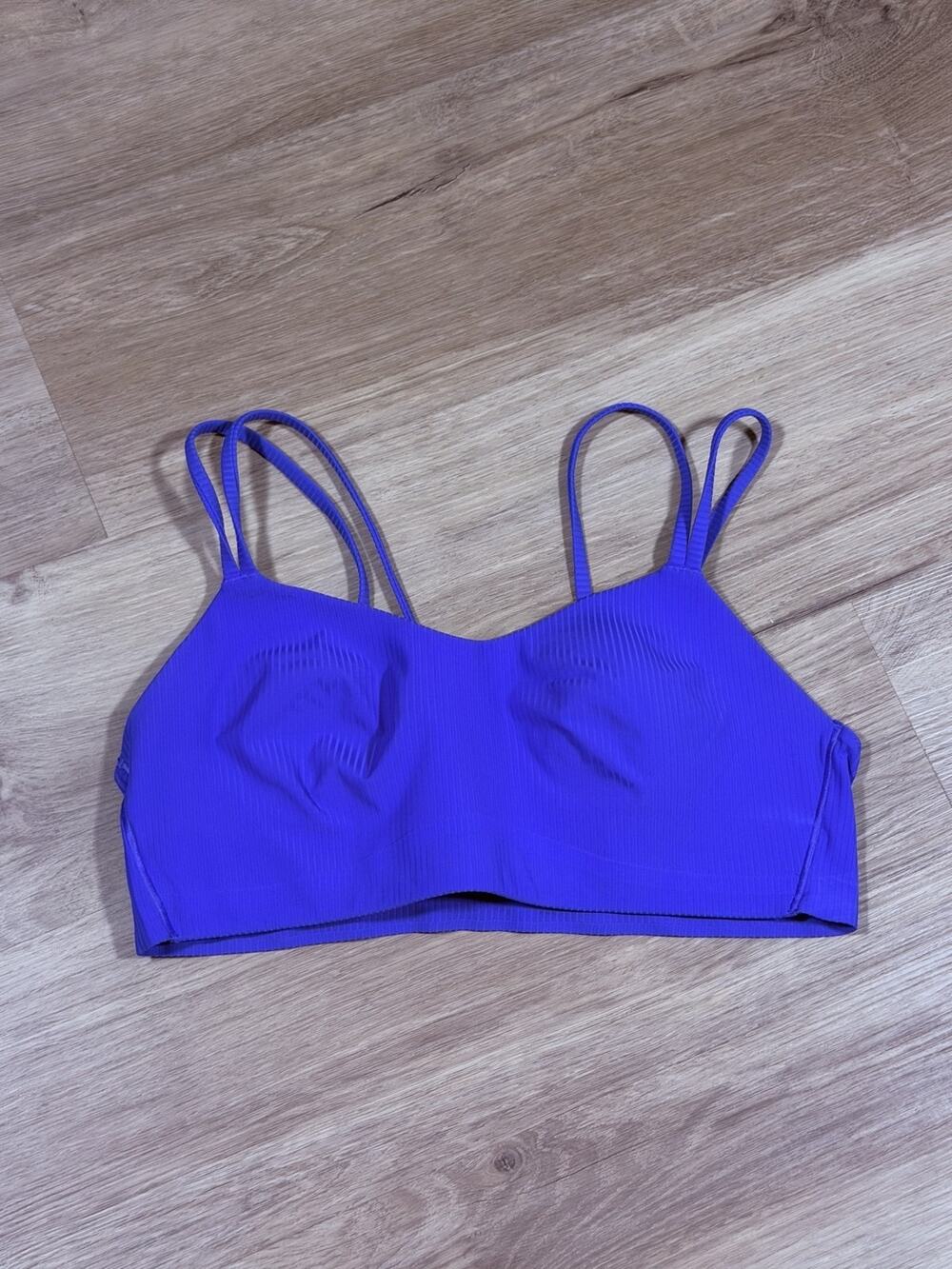 Lululemon Energy Bra Womens 6 Blue Ribbed Strappy Crossback Medium Support